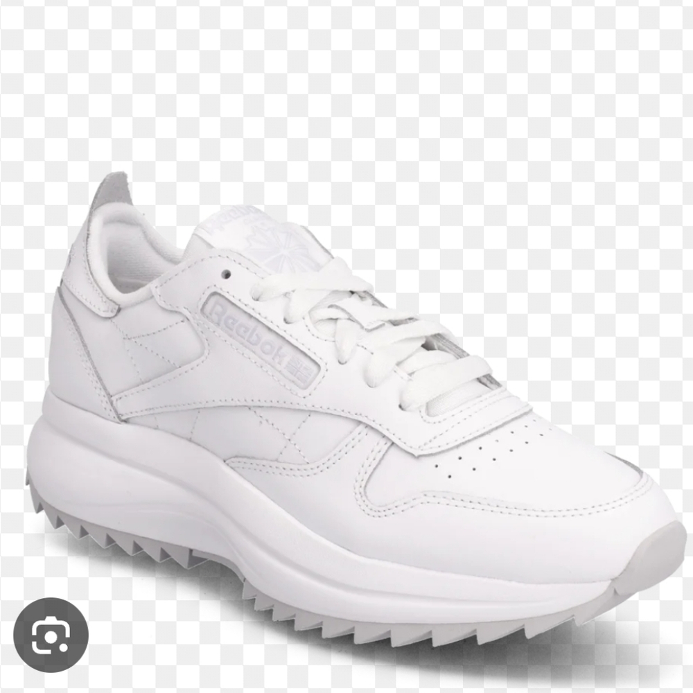 REEBOK | NIB US 8 Classic Leather Low Top Sneaker | white